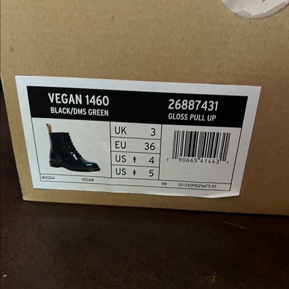 Dr. Martens Black Teal Gloss-1460 LACE UP BOOTS Vegas EU36 NIB LAST PAIR!! - Picture 11 of 14